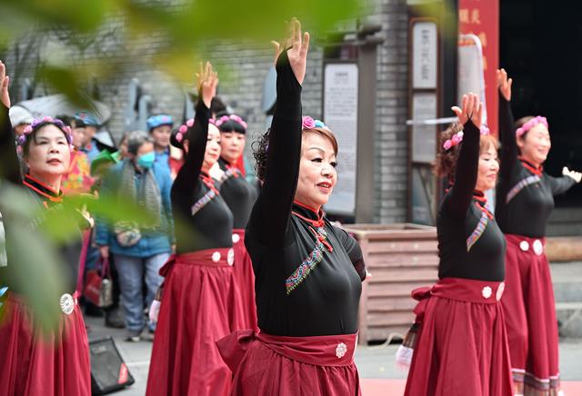 四川内江：舞韵迎新