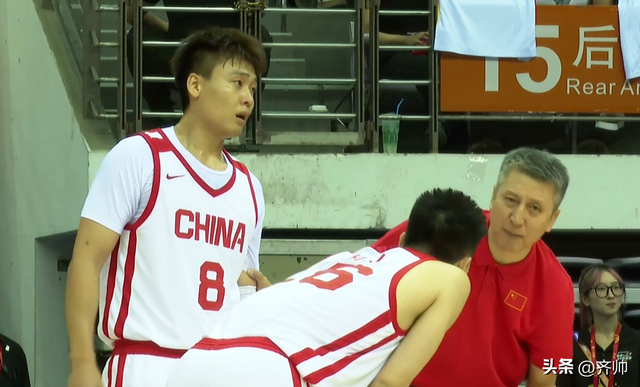 中国男篮VS韩国，CCTV5明晚直播！郭士强观看男篮亚洲杯1/4资格赛