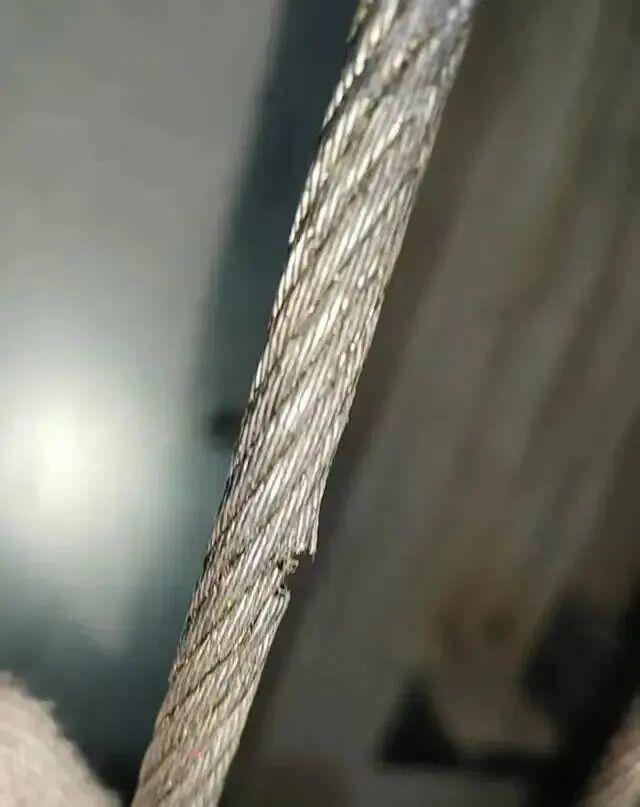 一小区23部电梯钢绳遭人为切割，呼和浩特警方通报：毛某某（男，37岁）、高某某(女，37岁)被刑拘