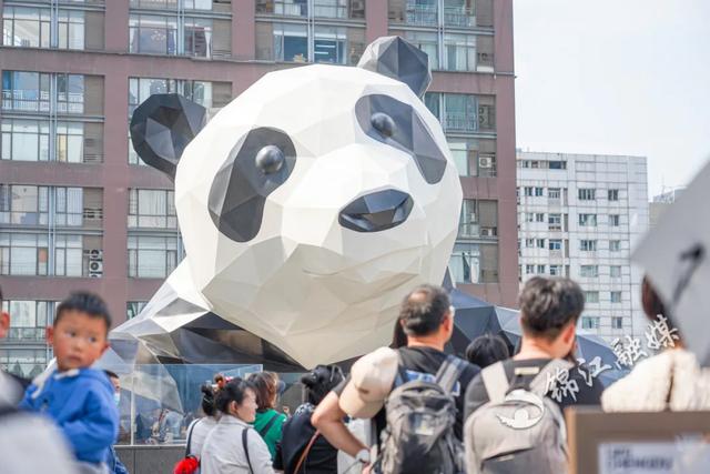 可以不谈恋爱，不能不嗑CP！