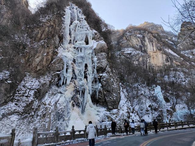 太白山景区冬季暖心服务行动全面启动