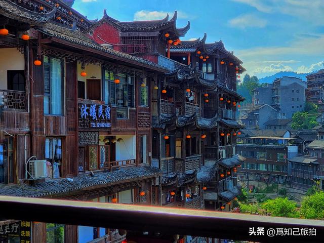 有着2300年历史的芙蓉镇是湘西“四大名镇”之一
