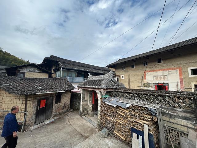 福建南靖土楼——南欧村土楼群