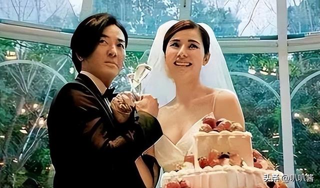 17岁拍三级，30岁被出轨，38岁嫁大佬，如今50岁没孩子还被宠成宝