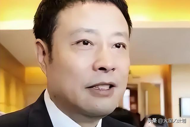 没想到，主持央视天气预报将近30年的宋英杰，竟是兼职的"临时工"