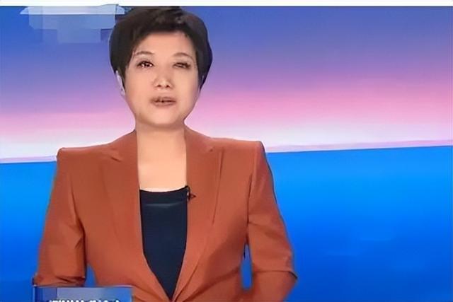 不要再为贺红梅感到惋惜了，55岁升任高官的她，早已走上另一路