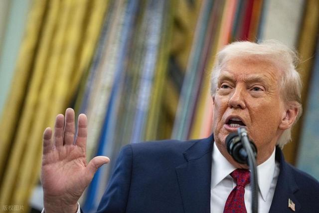 特朗普起诉BBC，索赔50亿美元，收割了国内，现在要收割国外了？