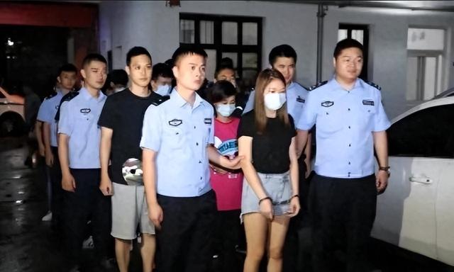 公安部这次来真的了，36 万人被抓，这里面有3442个大人物！