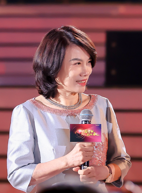 高管内外勾结骗钱风波才完，董明珠又被推上风口浪尖，格力不忍了