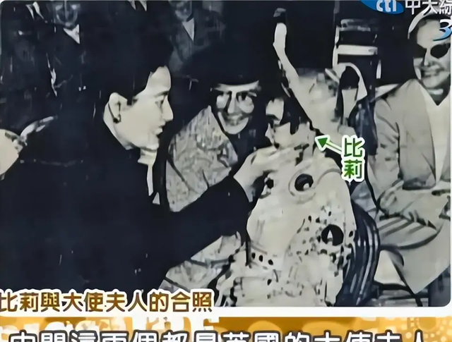 挺孕肚跳舞…被老公当街扒衣服殴打，“豹纹歌后”的经历让人泪目
