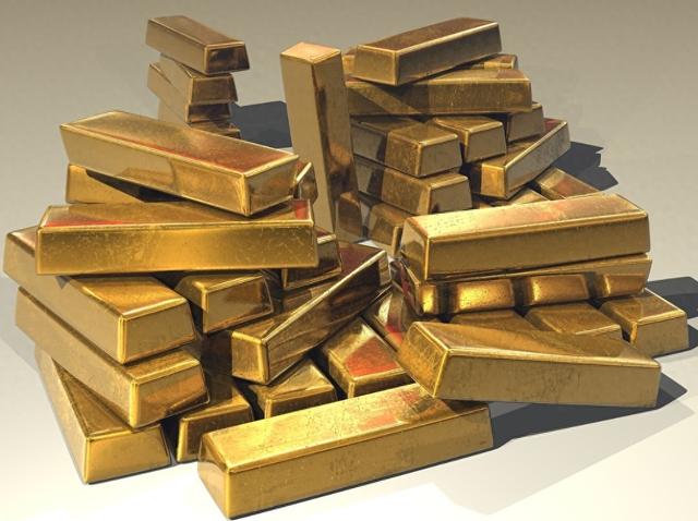 黄金接连暴涨，一年涨超 40% 引市场沸腾	，背后到底是机遇还是陷阱