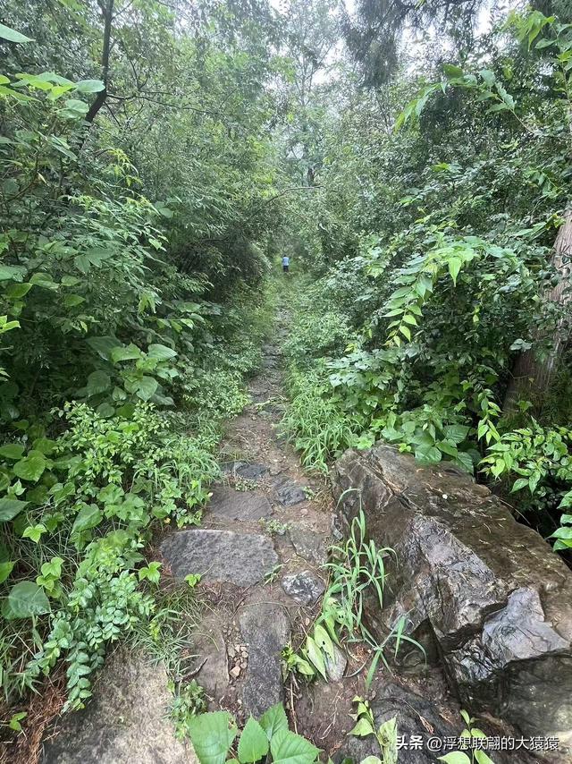 章丘大山深处有一座始建于宋元时期的古庙宇：杓峪庵