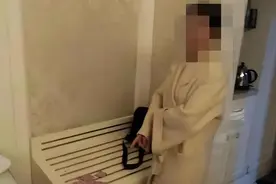 色情服务披上“上门按摩”衣，呼和浩特2名卖淫嫖娼违法人被抓！图片