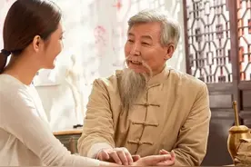 一位74岁老中医的两点“养生经”，金玉良言，受益匪浅图片