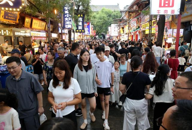 从湖南去了一趟西安，实话实说，回来才发现朋友圈都是骗人的。
