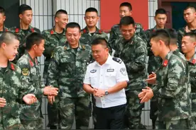 我在监狱当武警的日子图片