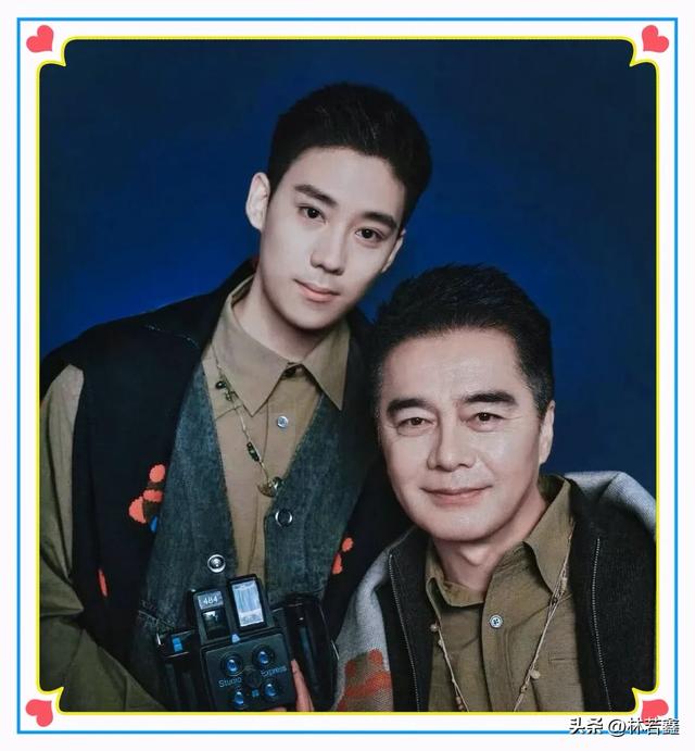 何晴葬礼上黑衣人不是许亚军,他在国外陪小儿子,黑衣人身份曝光