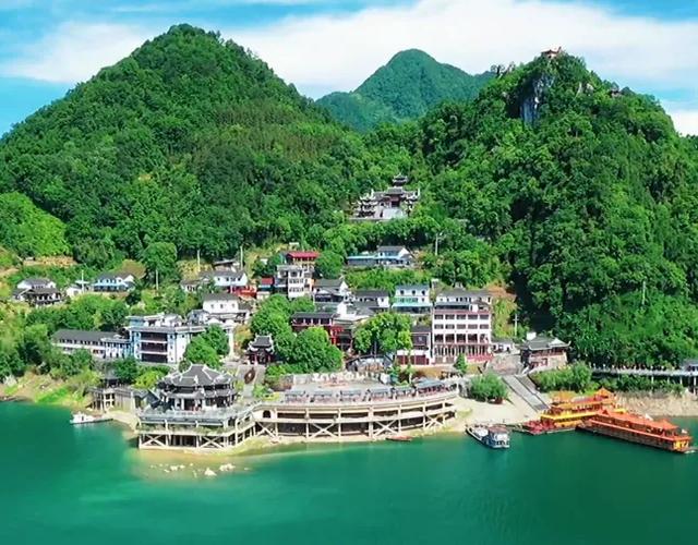 宜昌长阳县一日游十大必去旅游景点