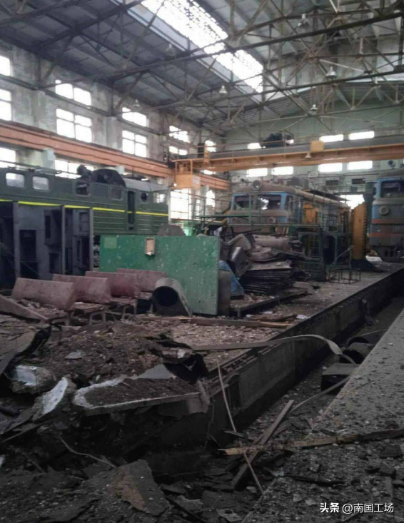 乌克兰全黑了！核打击前最后警告，俄军发射13枚“全球禁止”导弹