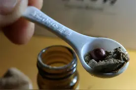 中国两大救命神药，一颗药被炒到11万，却无偿将方子上交给国家？图片