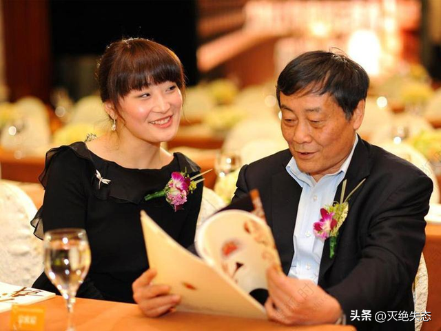 表面德高望重，背后一肚子“男盗女娼”！这几位名人太让人意外了