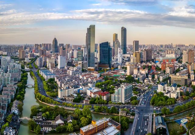 江苏最适合定居的城市，不是南京和苏州，而是这座新一线小城