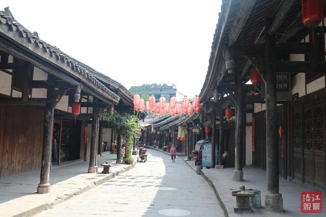 郪江古镇：隐匿在时光褶皱里的文明切片