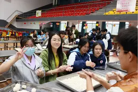 汉藏学子佳节同庆 文化交融熠熠生辉 ——岳阳市一中举办藏历新年系列庆祝活动图片