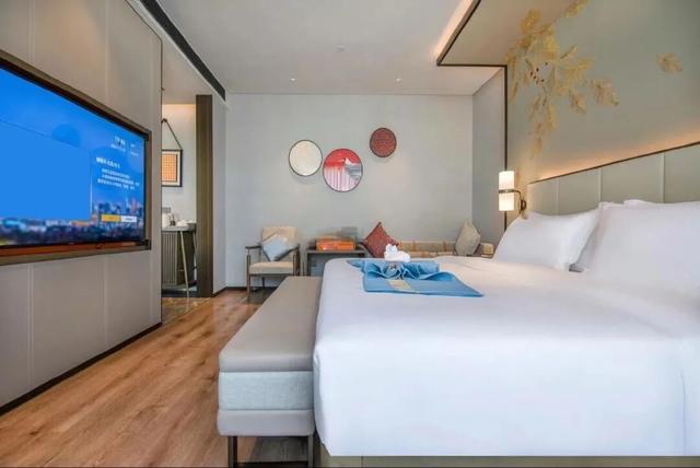 来普洱看“滇超联赛”，住哪更有性价比？丨看滇超 品普洱