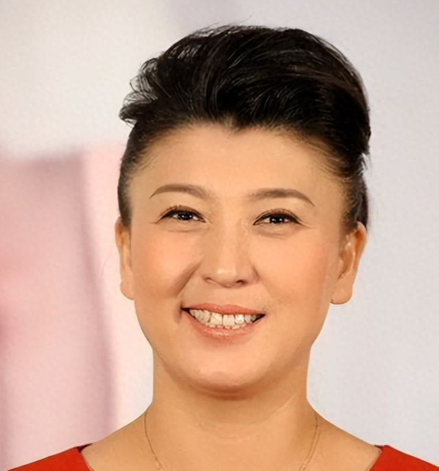 保持安静吧！明星“酸黄瓜”事件再升级	，失去代言，官媒点名