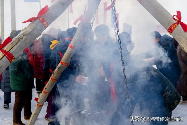 乌伦古湖黄金海岸景区借福海冬捕节分会场东风全力“添柴”冰雪游