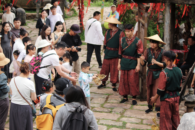 “淡季不淡、旺季更旺” 普洱冬天为何这么“热”？