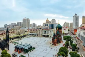 我国最先解放的省会城市。图片