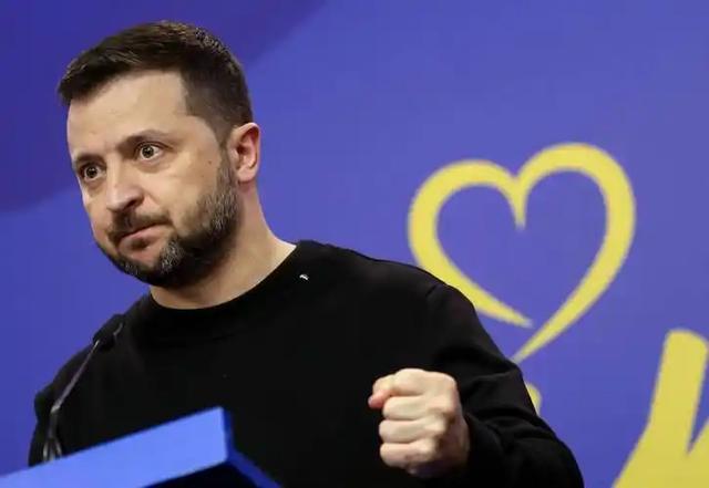 2035年才交付！泽连斯基太冒险，斥巨资买法国百架“阵风	”