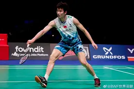 日本羽毛球大师赛：李诗沣2-0安赛龙，挺进男单决赛图片