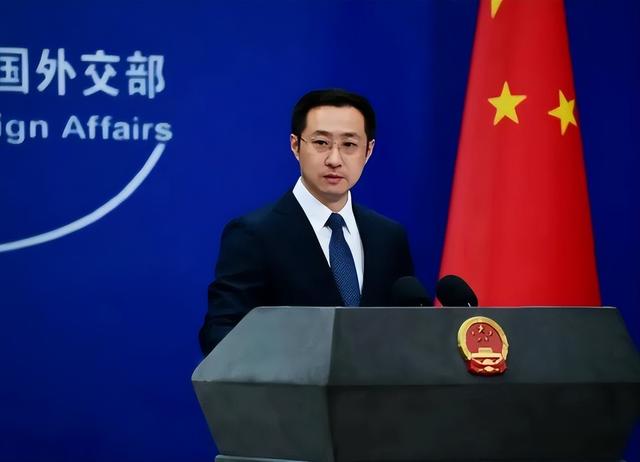 高市拒绝认错，6国为日本撑腰，中方措辞变了，我军穿过大隅海峡