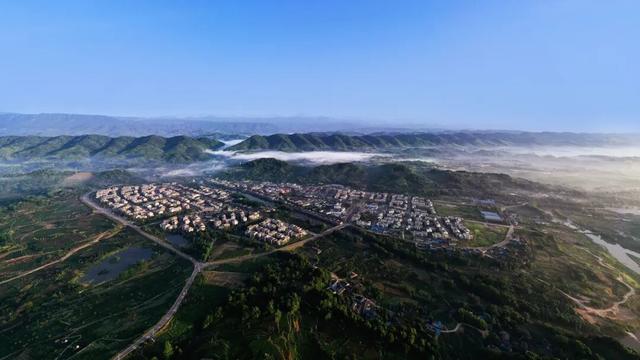 来瞅瞅→邛崃的这座千年古镇有多绝?
