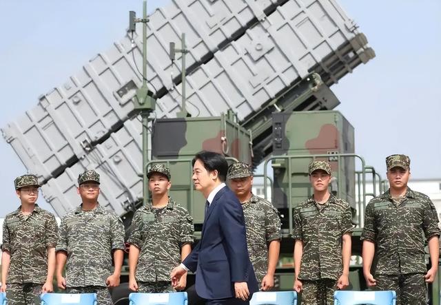 中美休战结束？美售台百亿军备，中方取消大量订单，送川普一句话