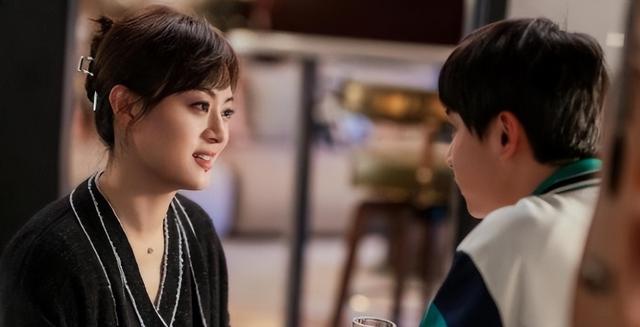 不装了！央视公开“点名”孙俪，原来张艺谋一个字都没说错