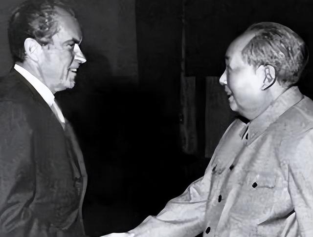 统一刻不容缓!特朗普帮了中国大忙，中国错失机会要再等10年