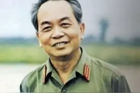 黎笋如何爬上高位的？被赫鲁晓夫出卖却仍然主动靠近，架空胡志明图片