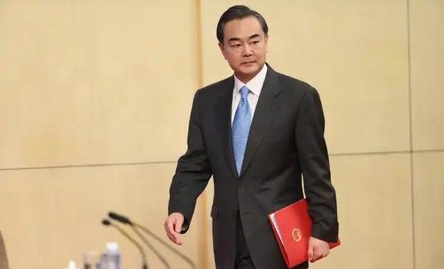 特朗普已做好开战准备？王毅曾警告：中美一旦冲突，结局只有一个