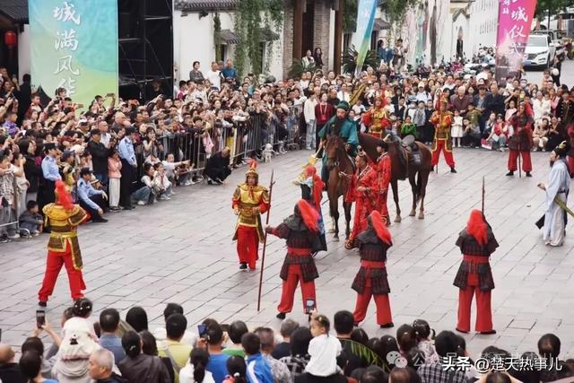 何以火荆州？答案藏在细节里，五大理由让你不得不服！