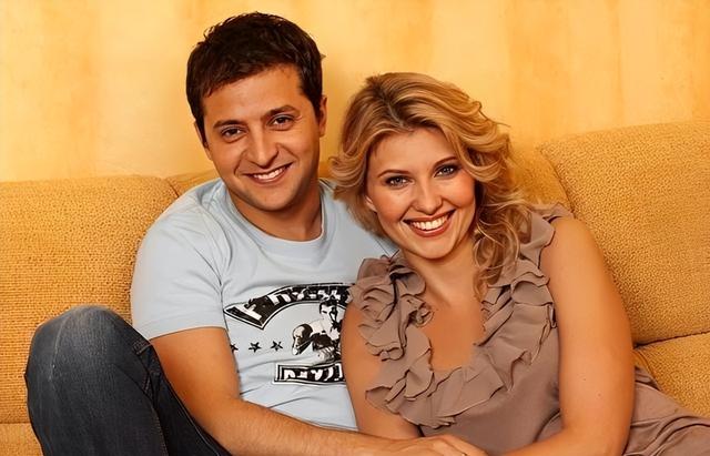 泽连斯基的妻子有多美？登美时尚杂志封面，两人恋爱八年儿女双全