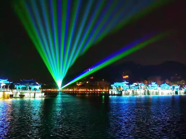 广济桥灯光秀 潮州的历史与浪漫