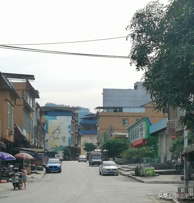 广西崇左市天等与大新接壤的小乡镇，地方不大但场镇建设非常漂亮