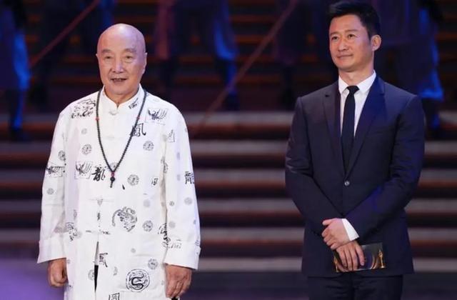天下武功出少林，这武术动作是他临时编的？网友：竟被骗了几十年