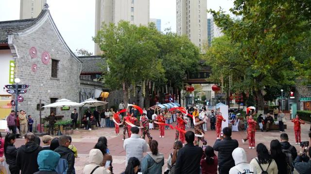 冰雪+人参！这个“通化限定”快闪市集，在宁波火了！