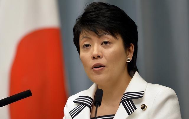 中国一句话镇住特朗普，日本右翼喊话高市早苗：别忍了，该反击了