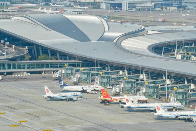 为何要建“反人类”大机场？位置在成都却远在简阳，专治拖延症